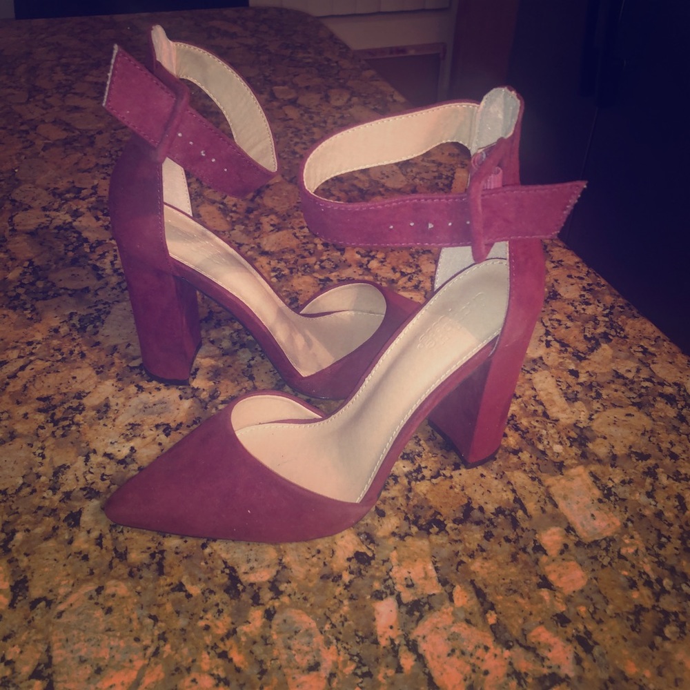 Women’s shoes
